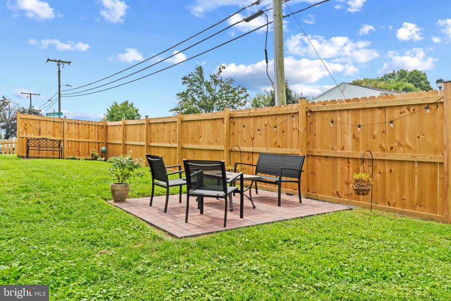 1500 Aldeney Ave Property Photo 48