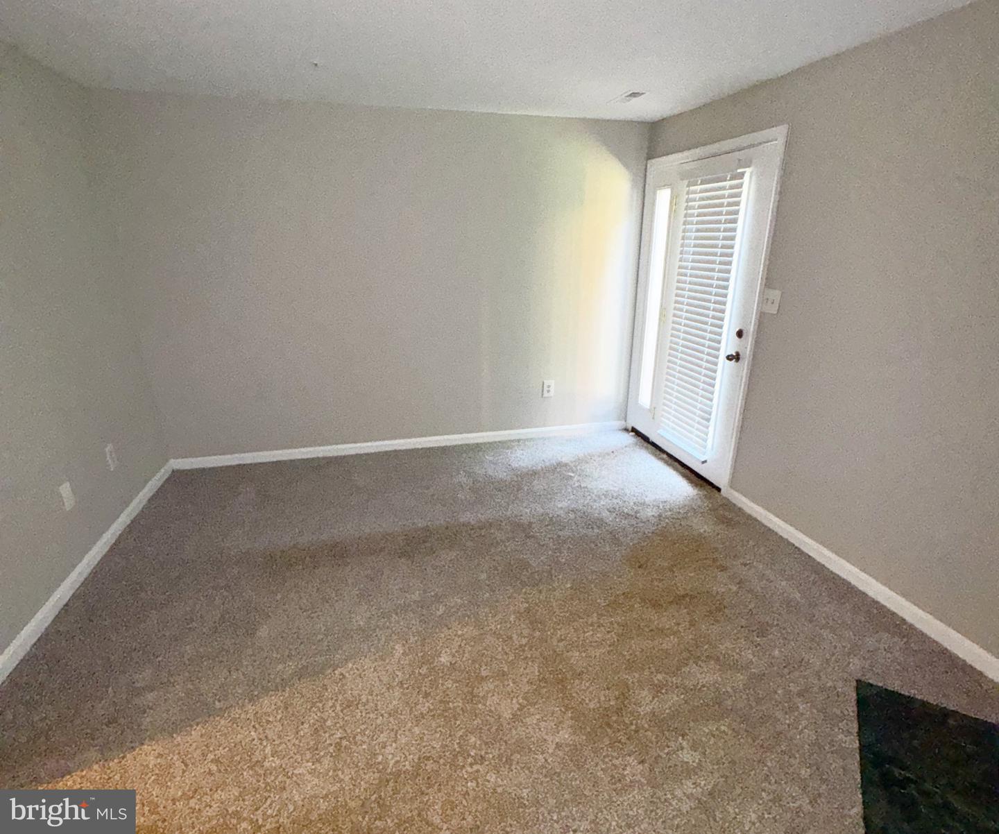 4744 Wainwright Cir Property Photo 28