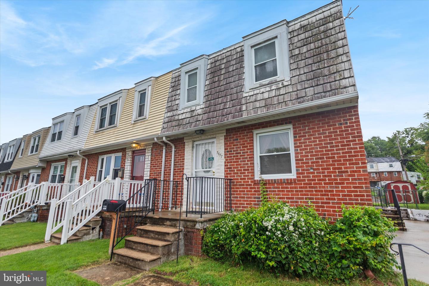 5677 Arnhem Rd Property Photo 3