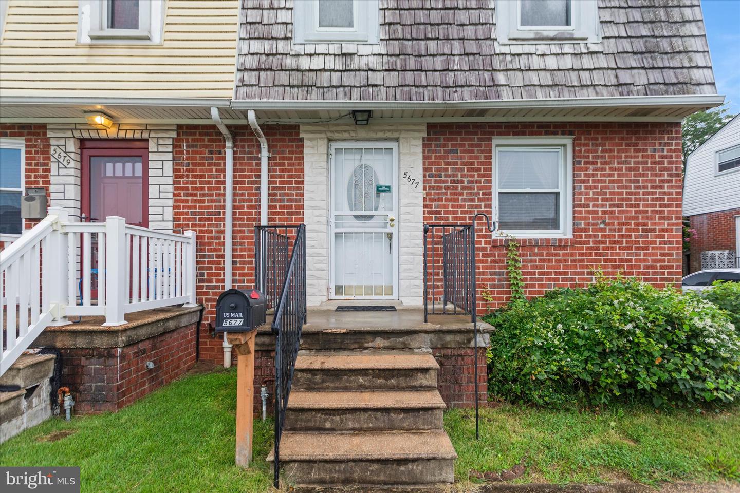 5677 Arnhem Rd Property Photo 4