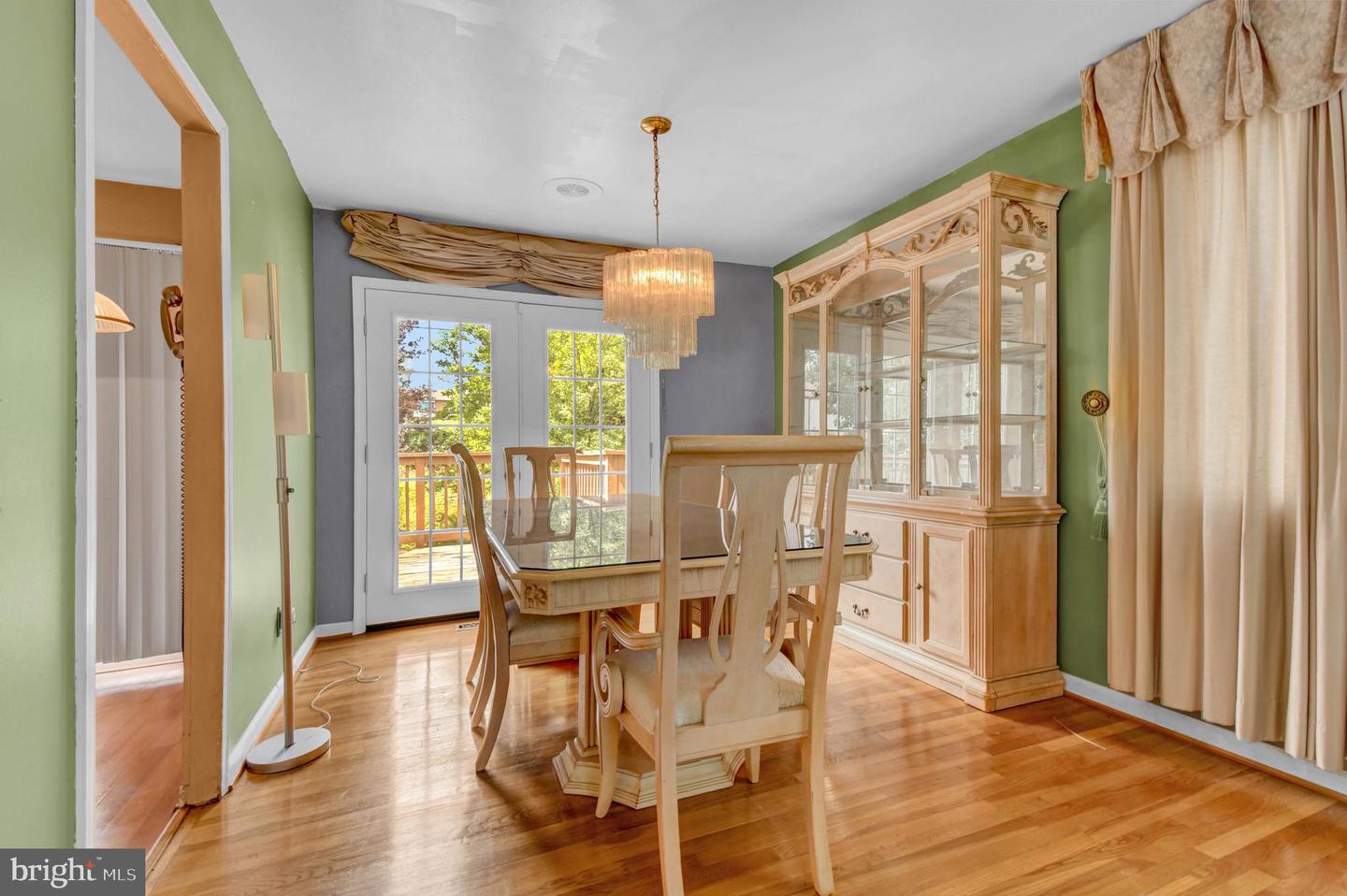 6811 Fox Meadow Rd Property Photo 7