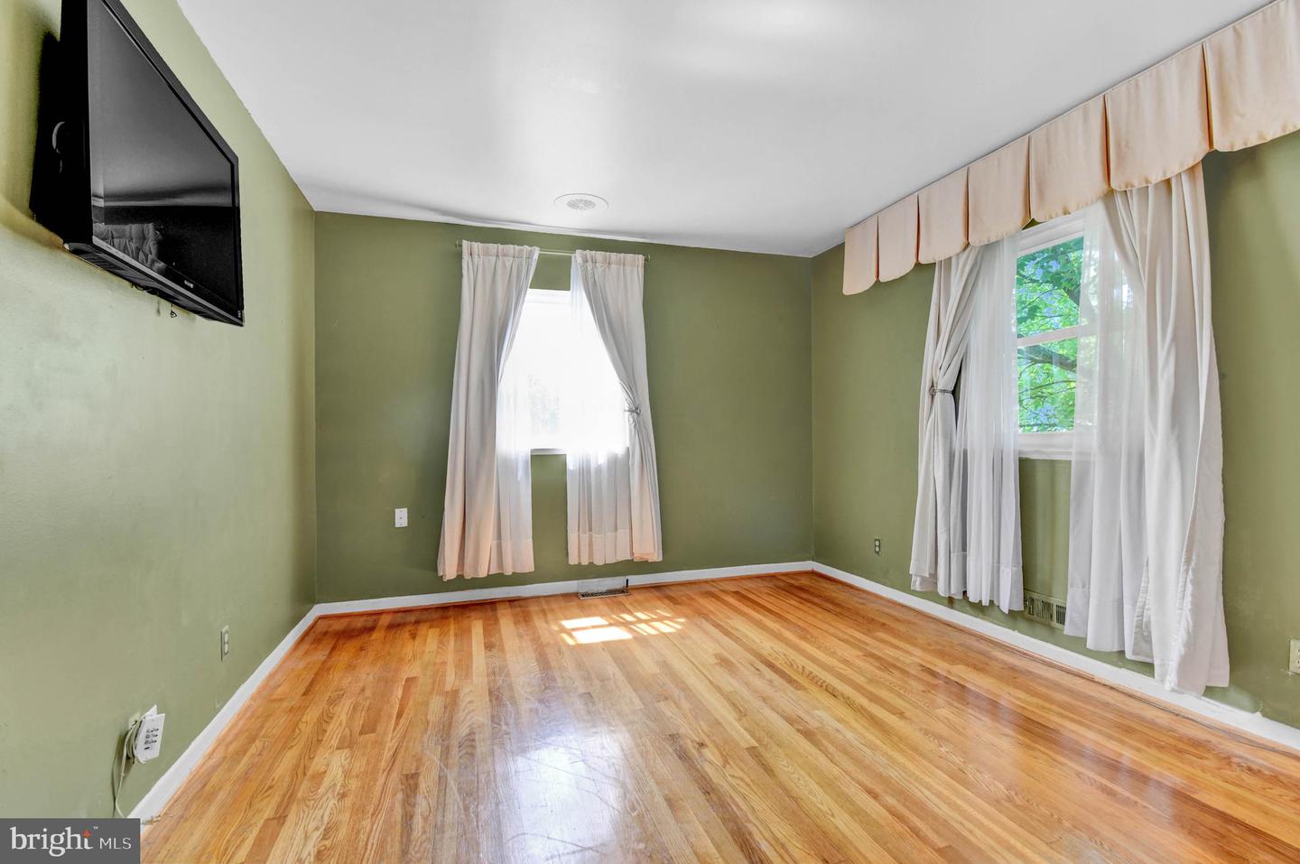 6811 Fox Meadow Rd Property Photo 12