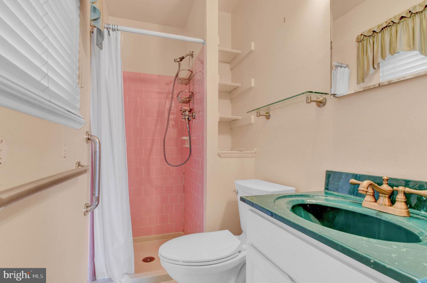 6811 Fox Meadow Rd Property Photo 13
