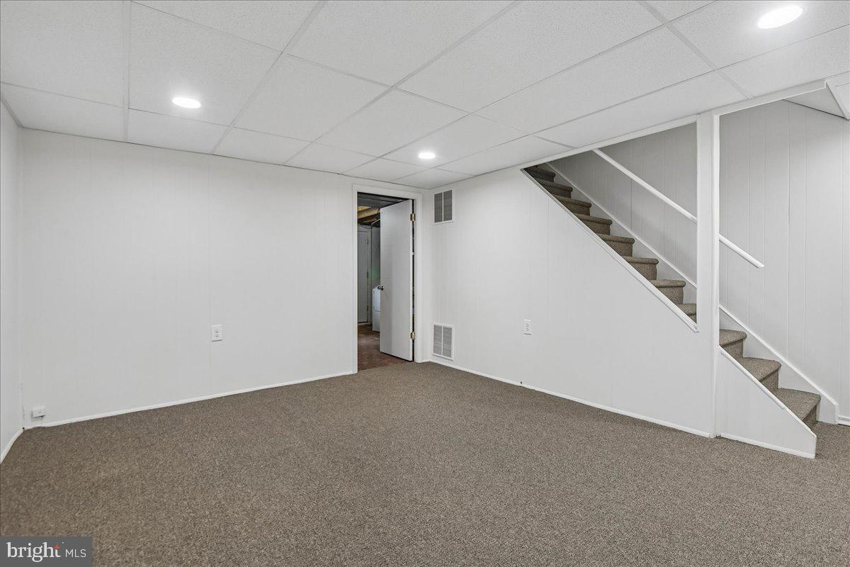 28 Melken Court #7g Property Photo 18