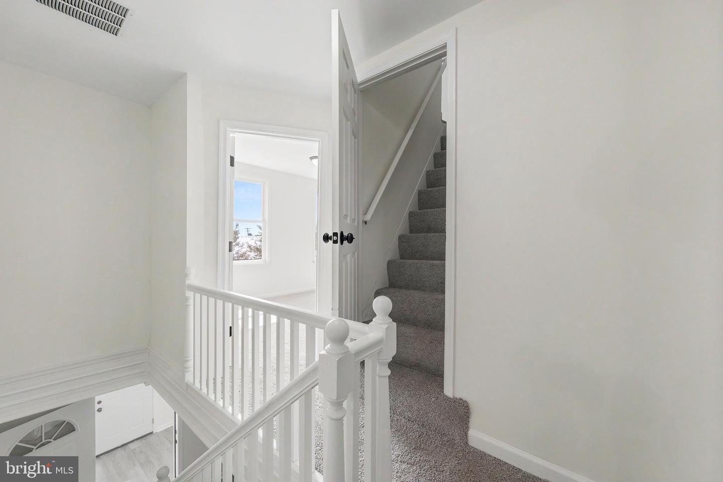2808 Illinois Ave Property Photo 28