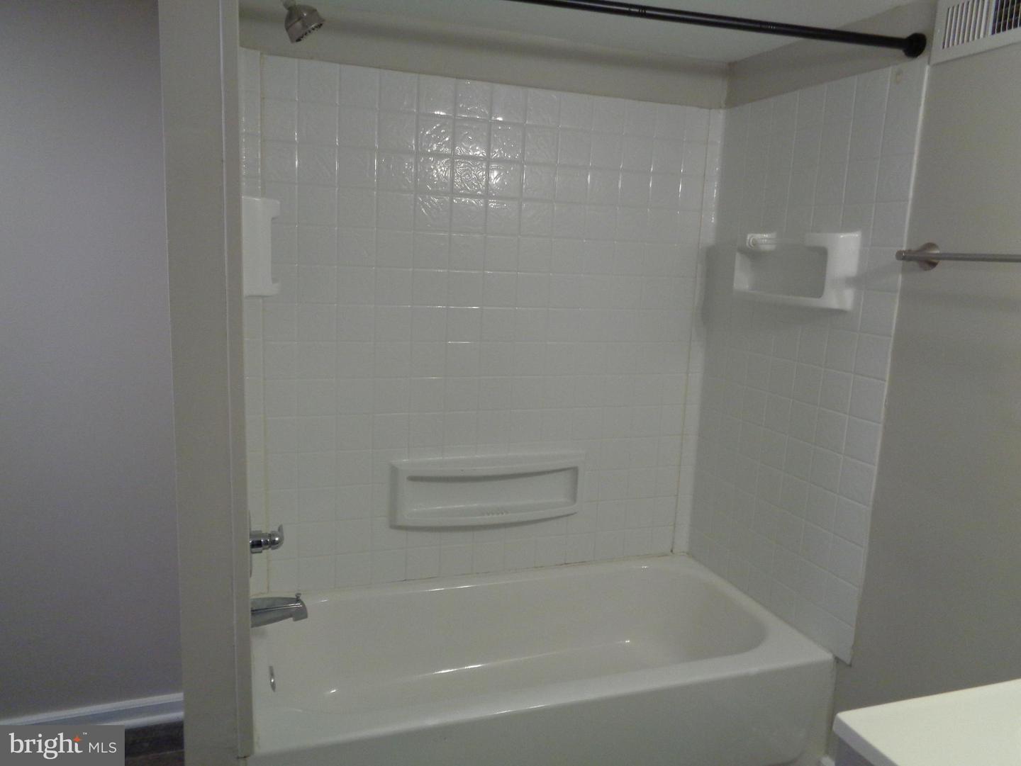 7150 Eastbrook Ave Property Photo 27