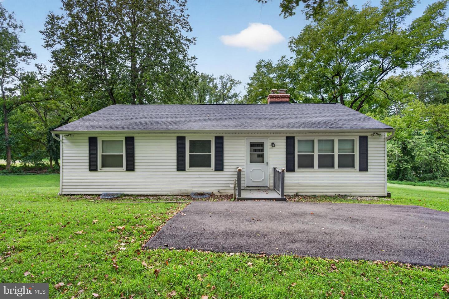 16 Balfred Ave Property Photo 1