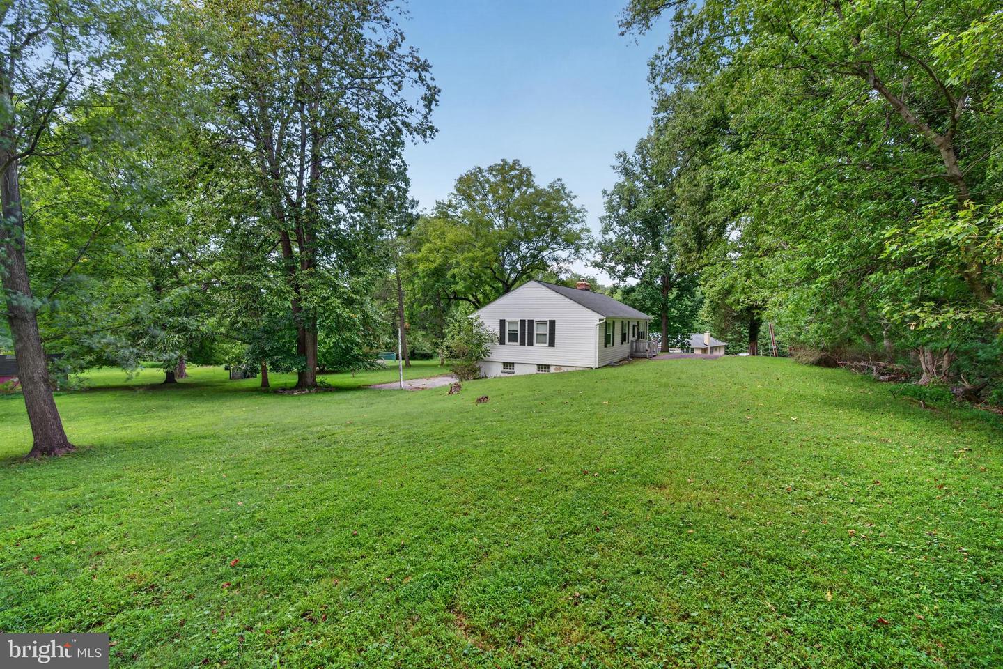 16 Balfred Ave Property Photo 2