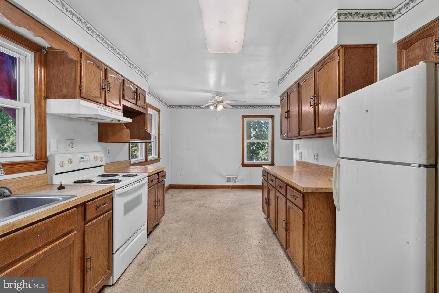 16 Balfred Ave Property Photo 14