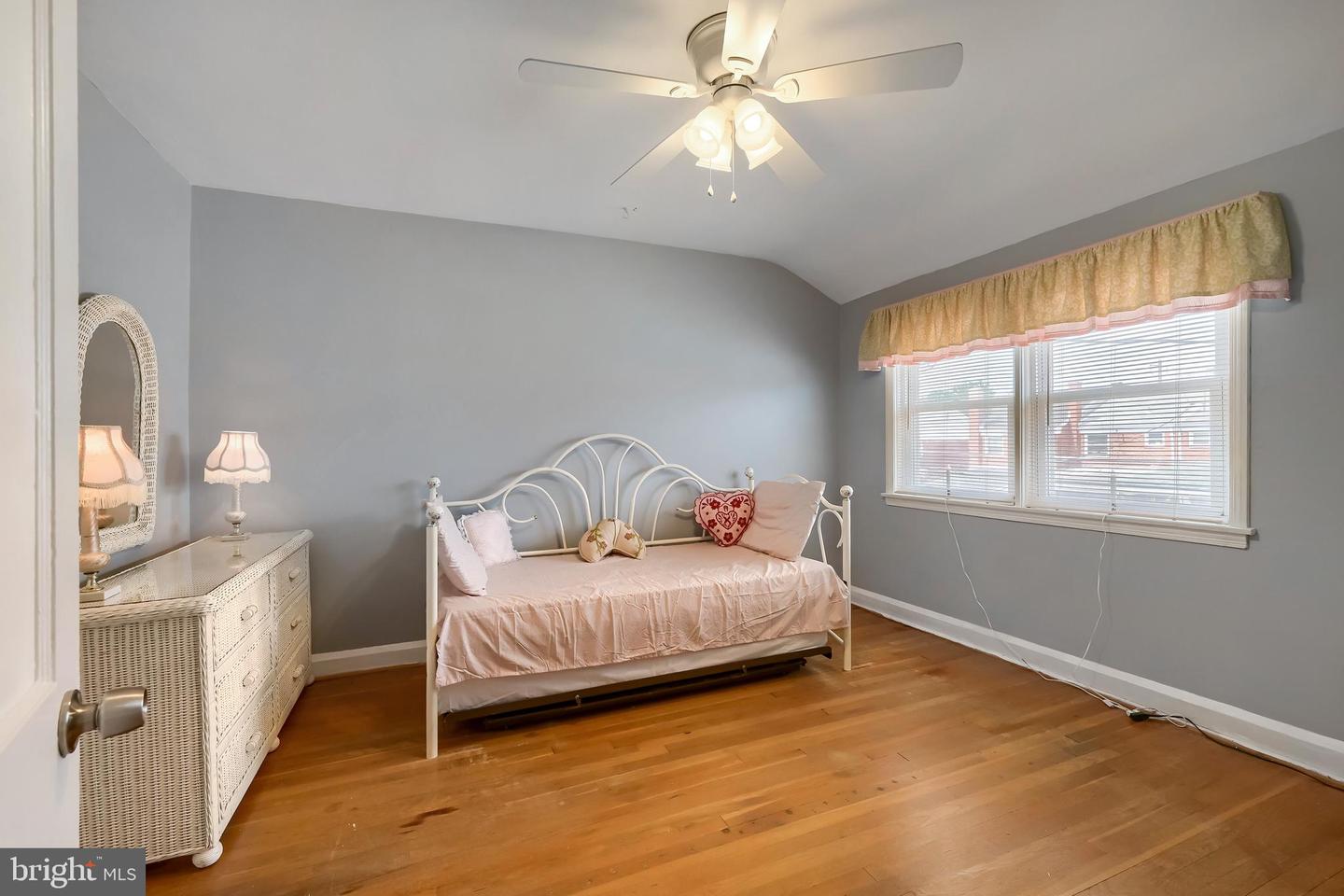 834 Arncliffe Rd Property Photo 15