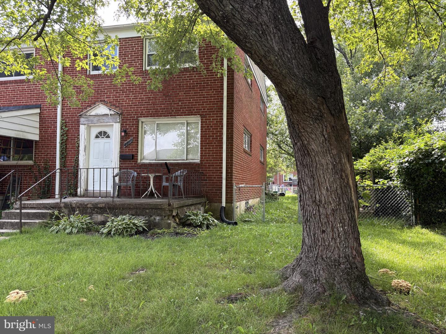 8640 HOERNER AVE Property Photo 1