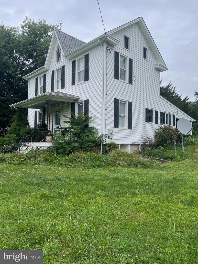 15929 Hanover Pike Property Photo 1