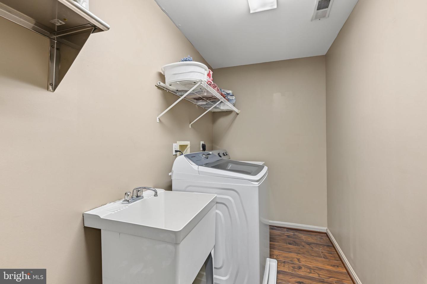 9847 Bon Haven Lane Property Photo 19