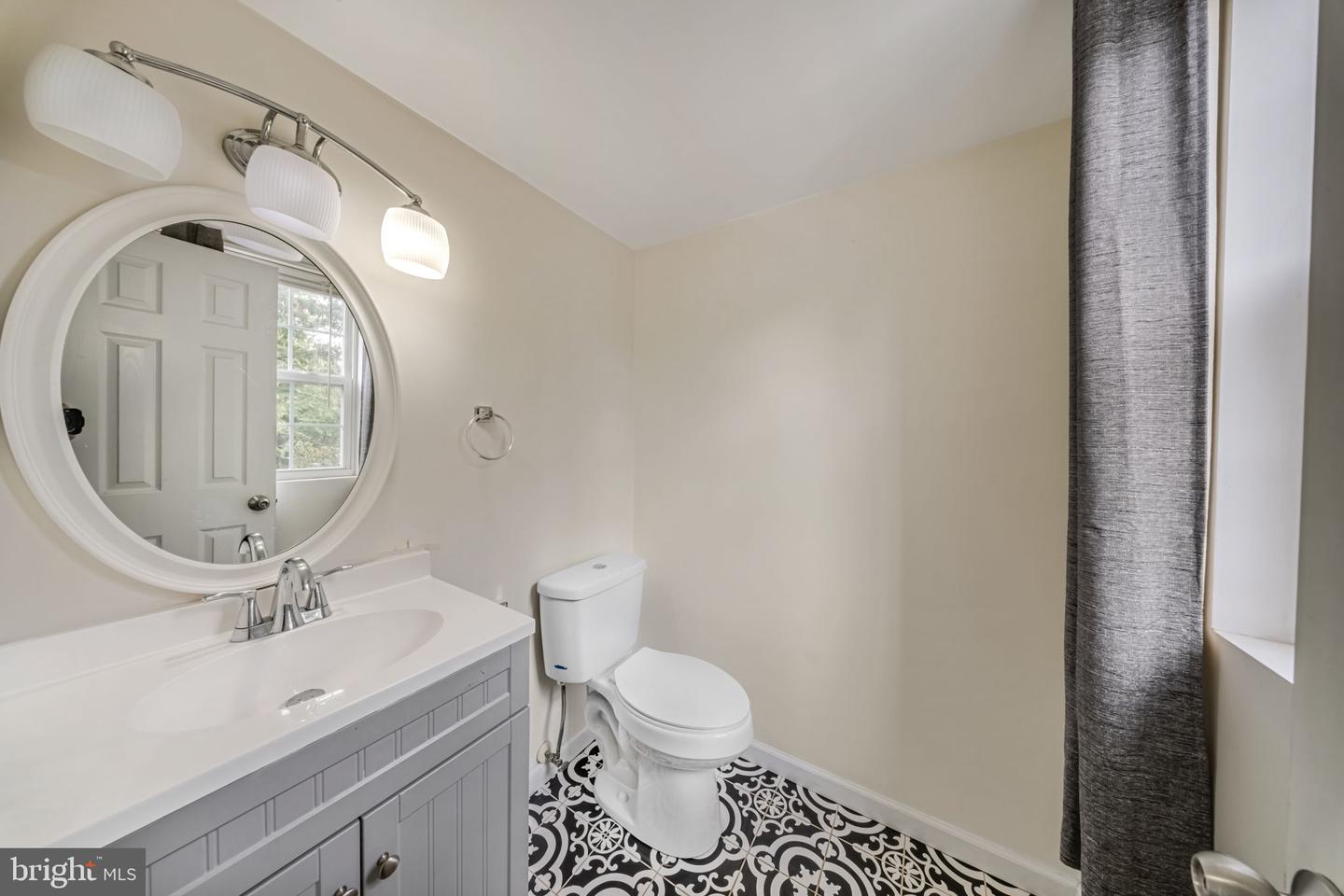 11902 Tarragon Rd #e Property Photo 23