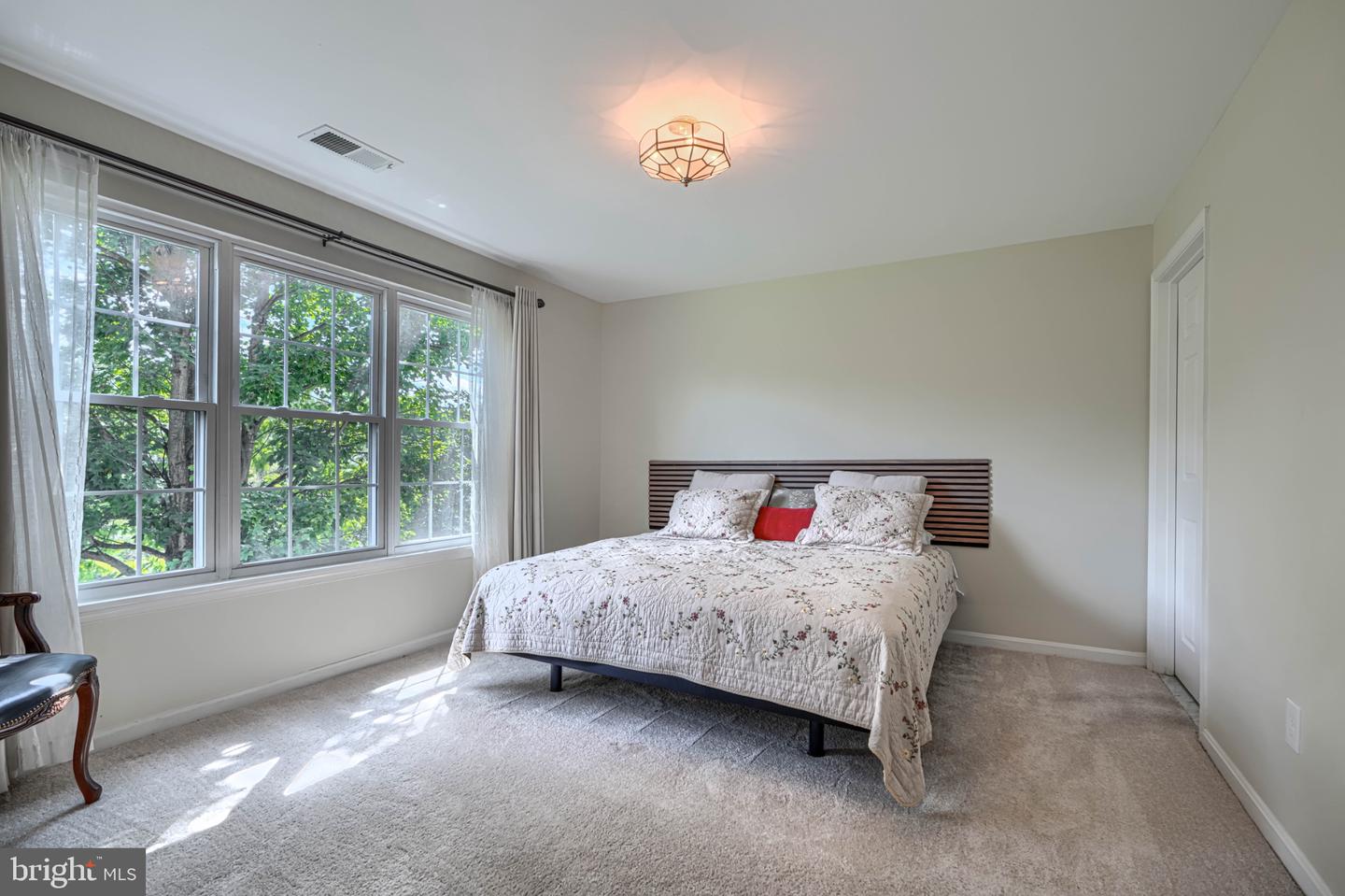 8807 Stone Ridge Cir #102 Property Photo 16