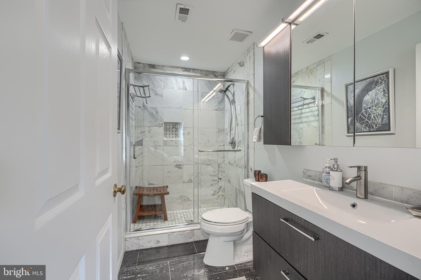 8807 Stone Ridge Cir #102 Property Photo 19