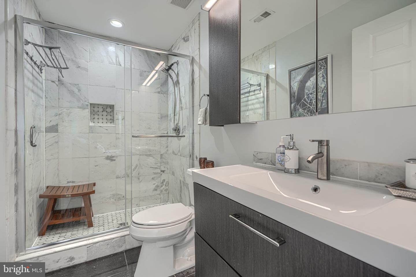 8807 Stone Ridge Cir #102 Property Photo 20