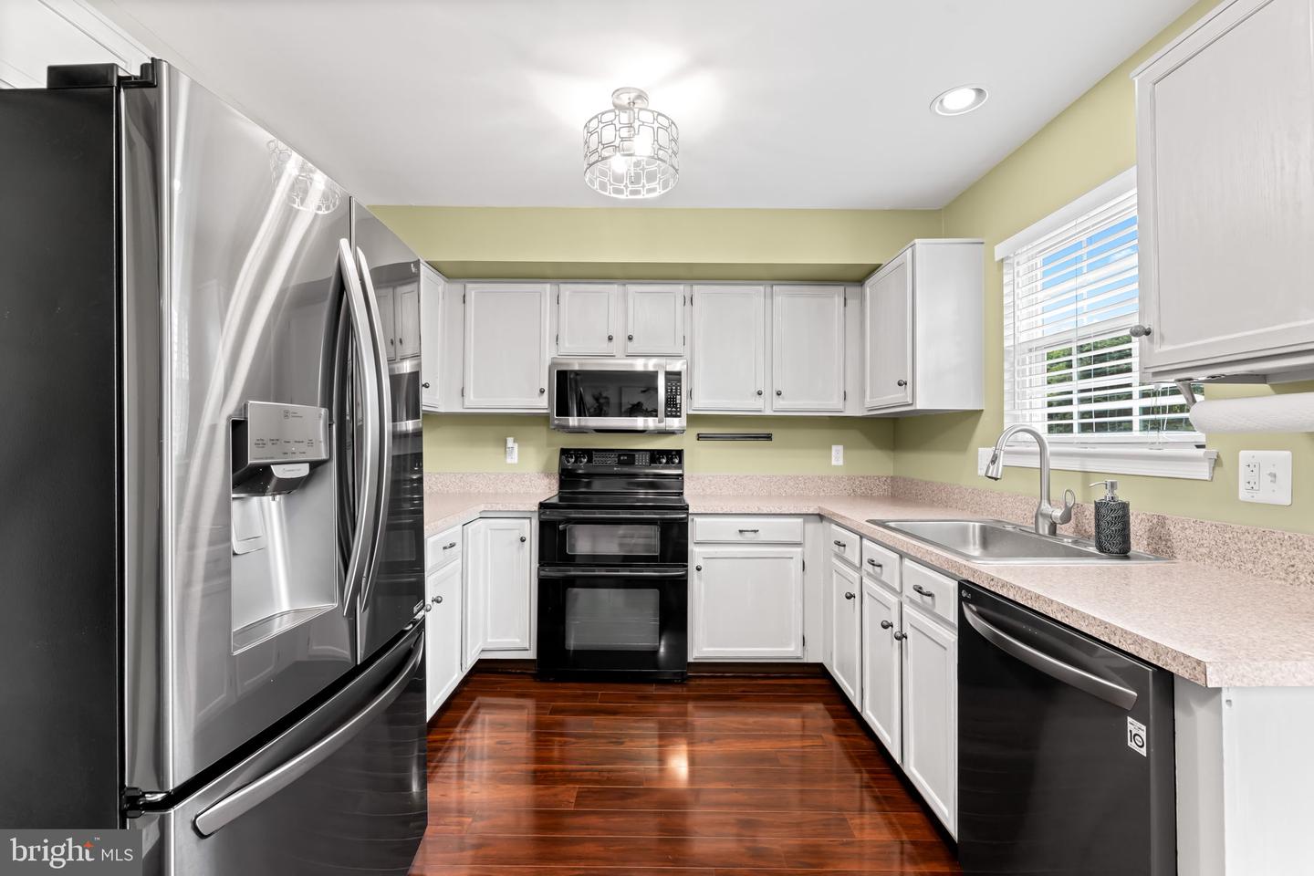 5 Harrod Ct Property Photo 17