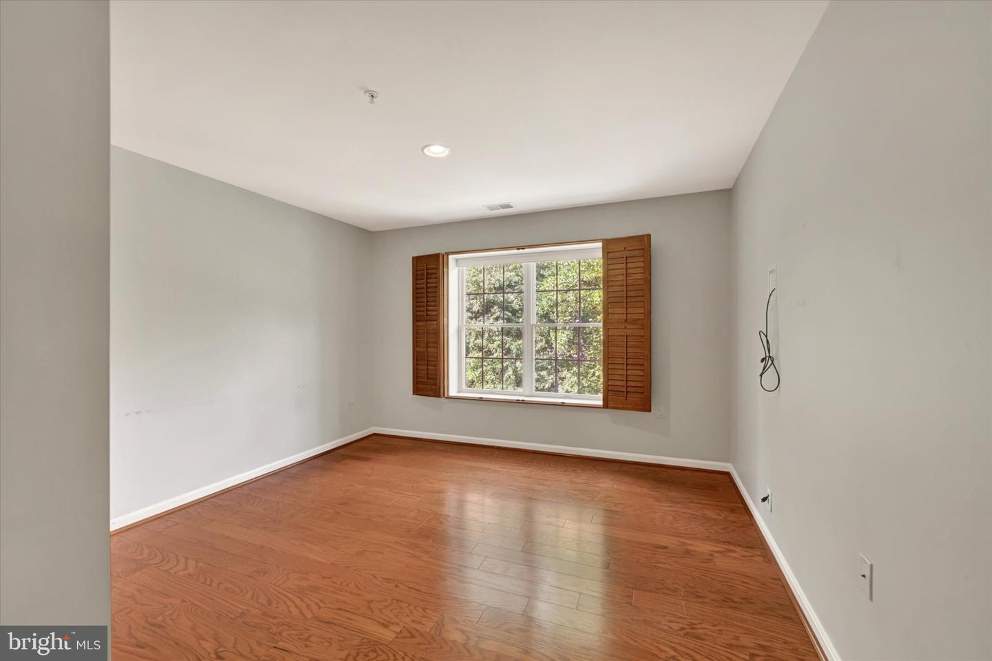 12030 Tralee Rd #305 Property Photo 17