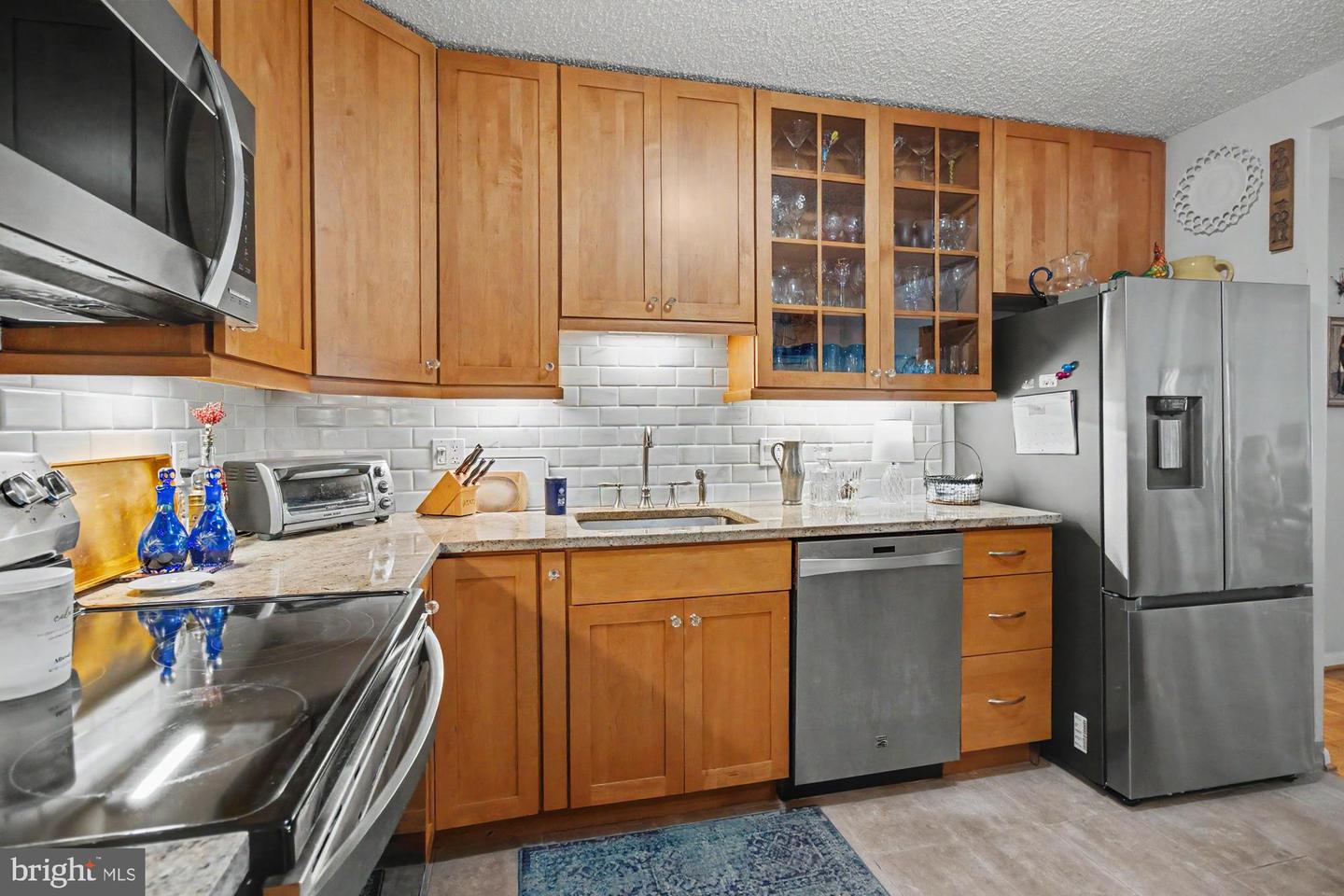 205 E Joppa Rd #1703 Property Photo 17