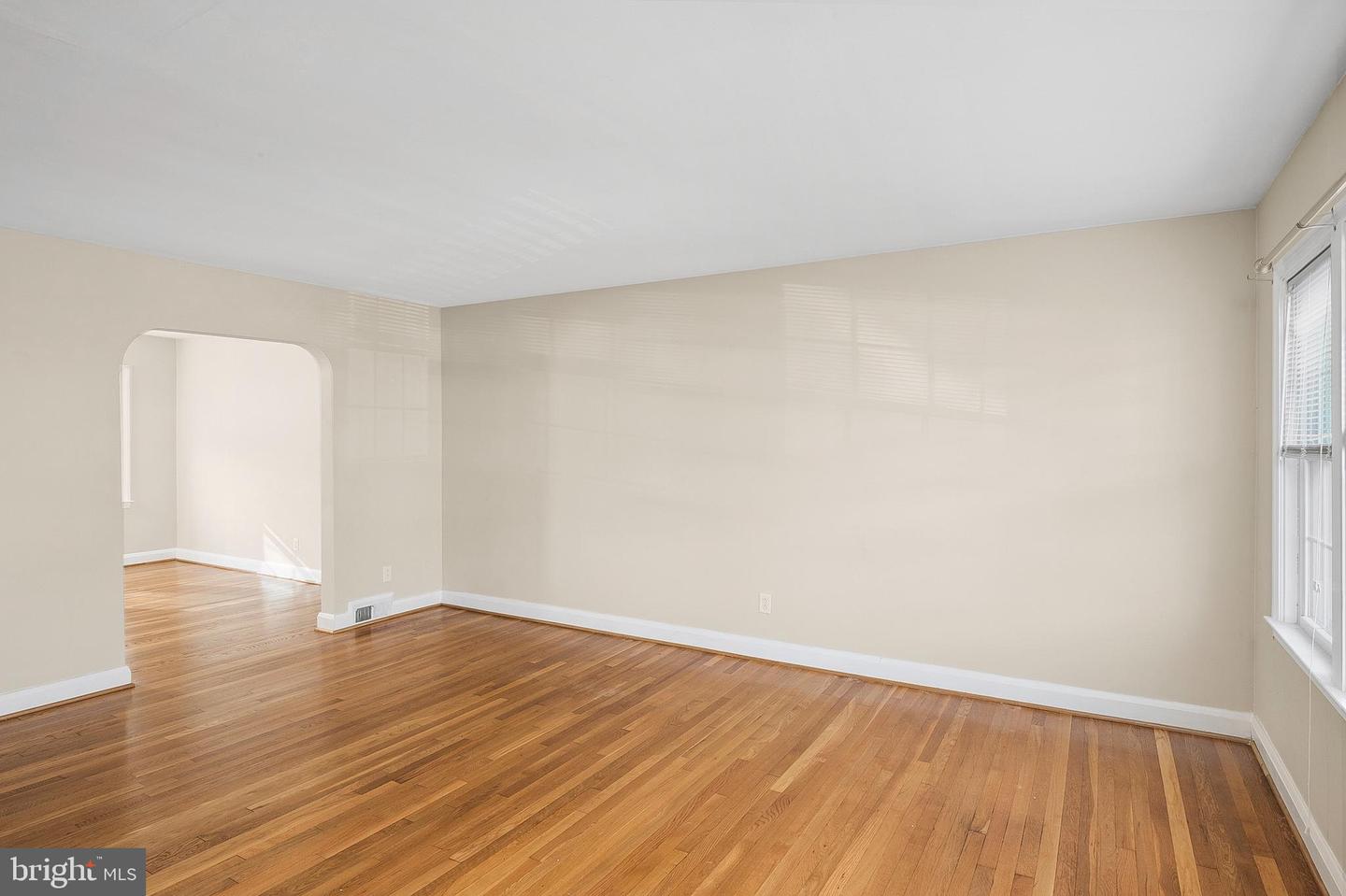 1865 Edgewood Rd Property Photo 2