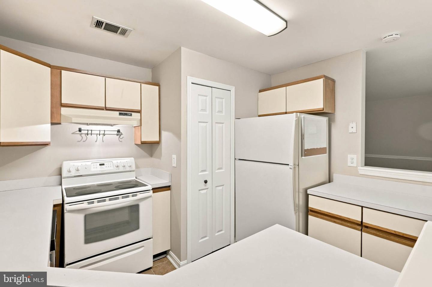 24 Deer Run Ct #606 Property Photo 16