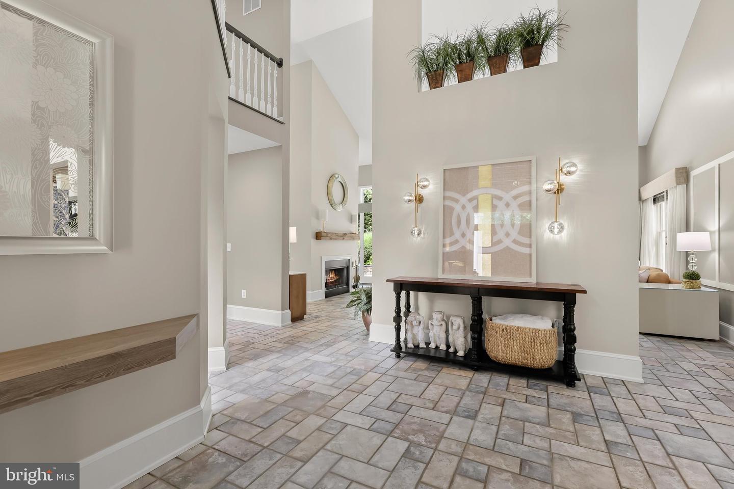 4 Westspring Way Property Photo 6