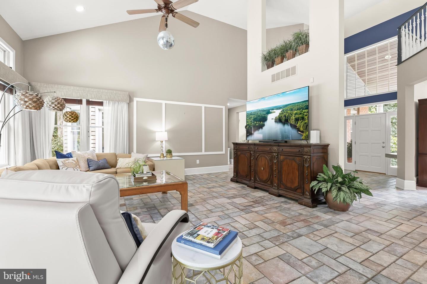 4 Westspring Way Property Photo 16
