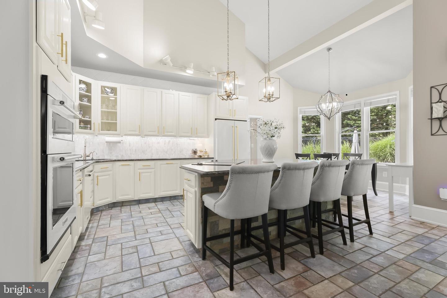 4 Westspring Way Property Photo 18