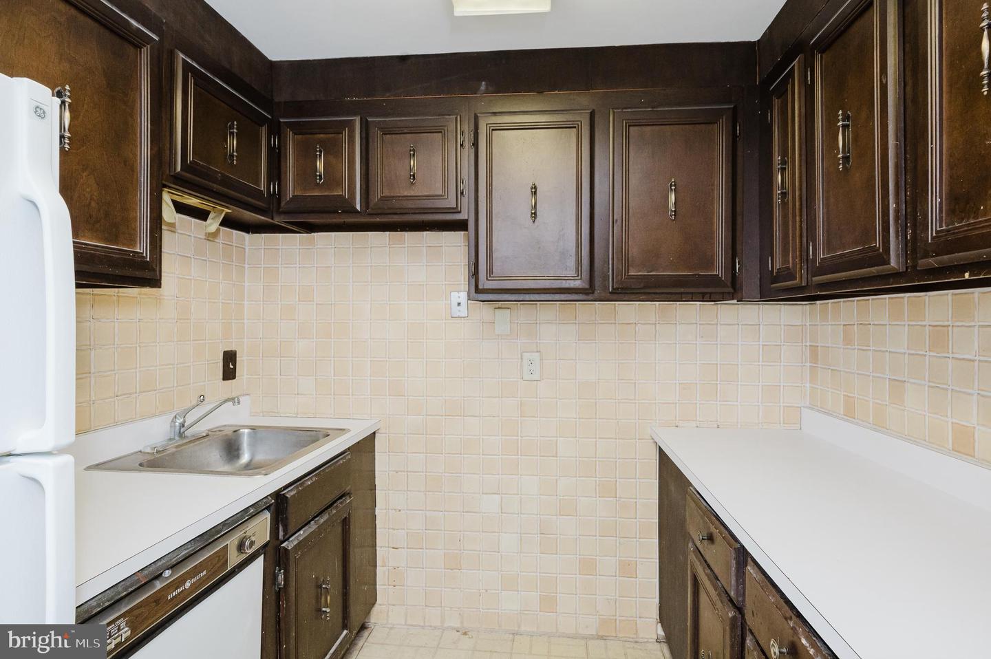 28 Allegheny #1804 Property Photo 17