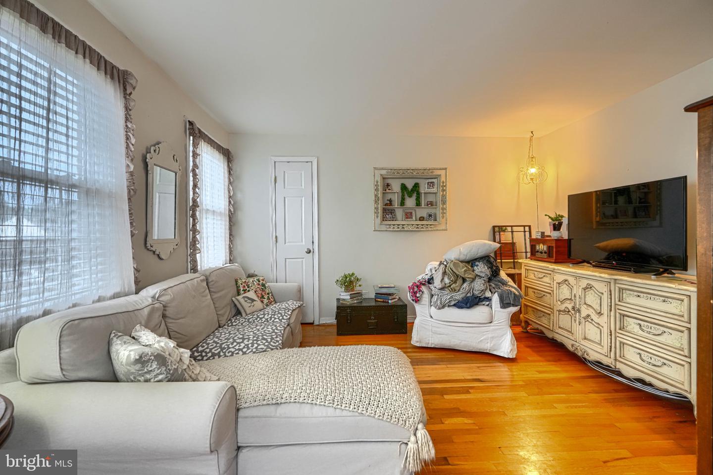 1835 Loch Shiel Rd Property Photo 11