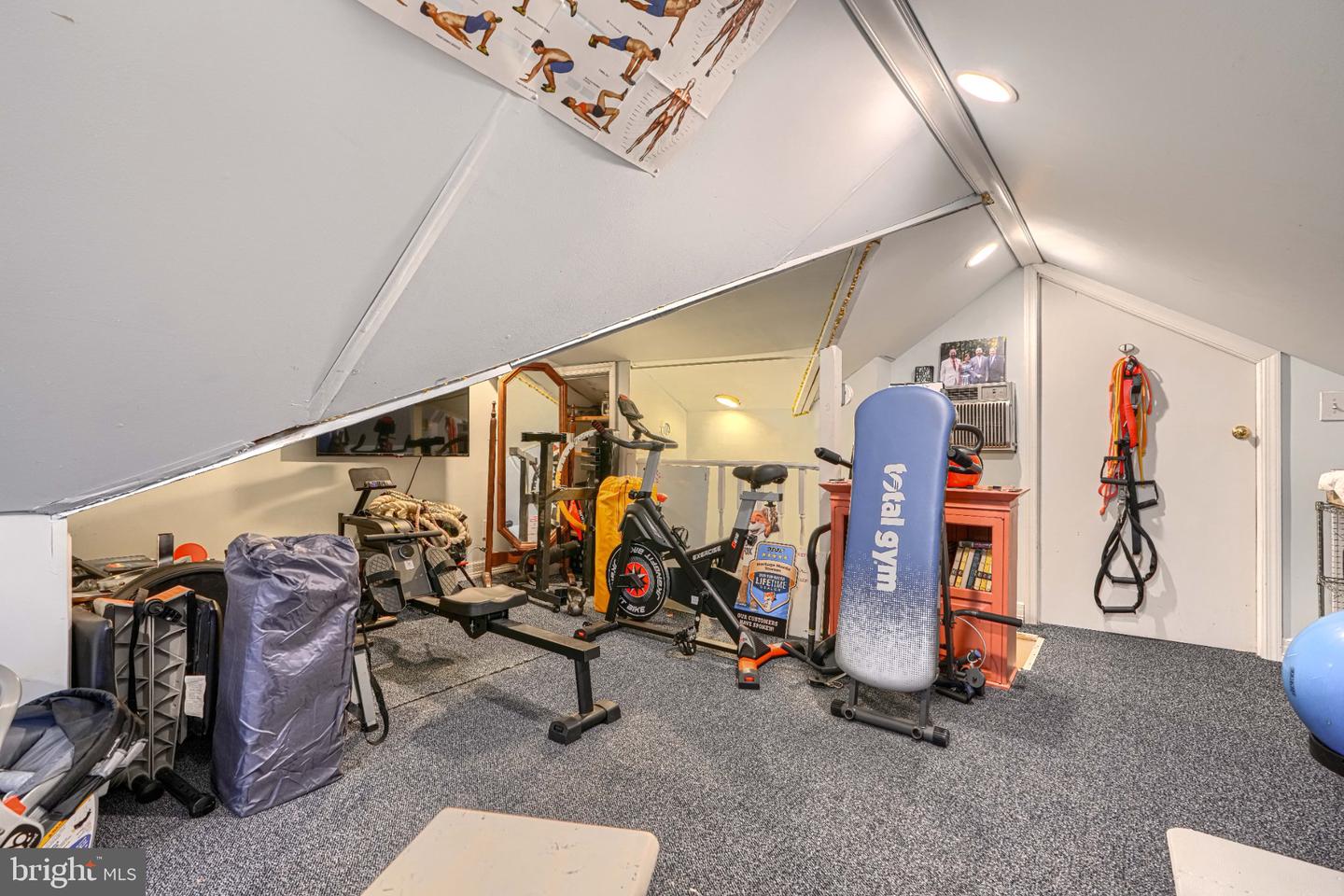 1835 Loch Shiel Rd Property Photo 24