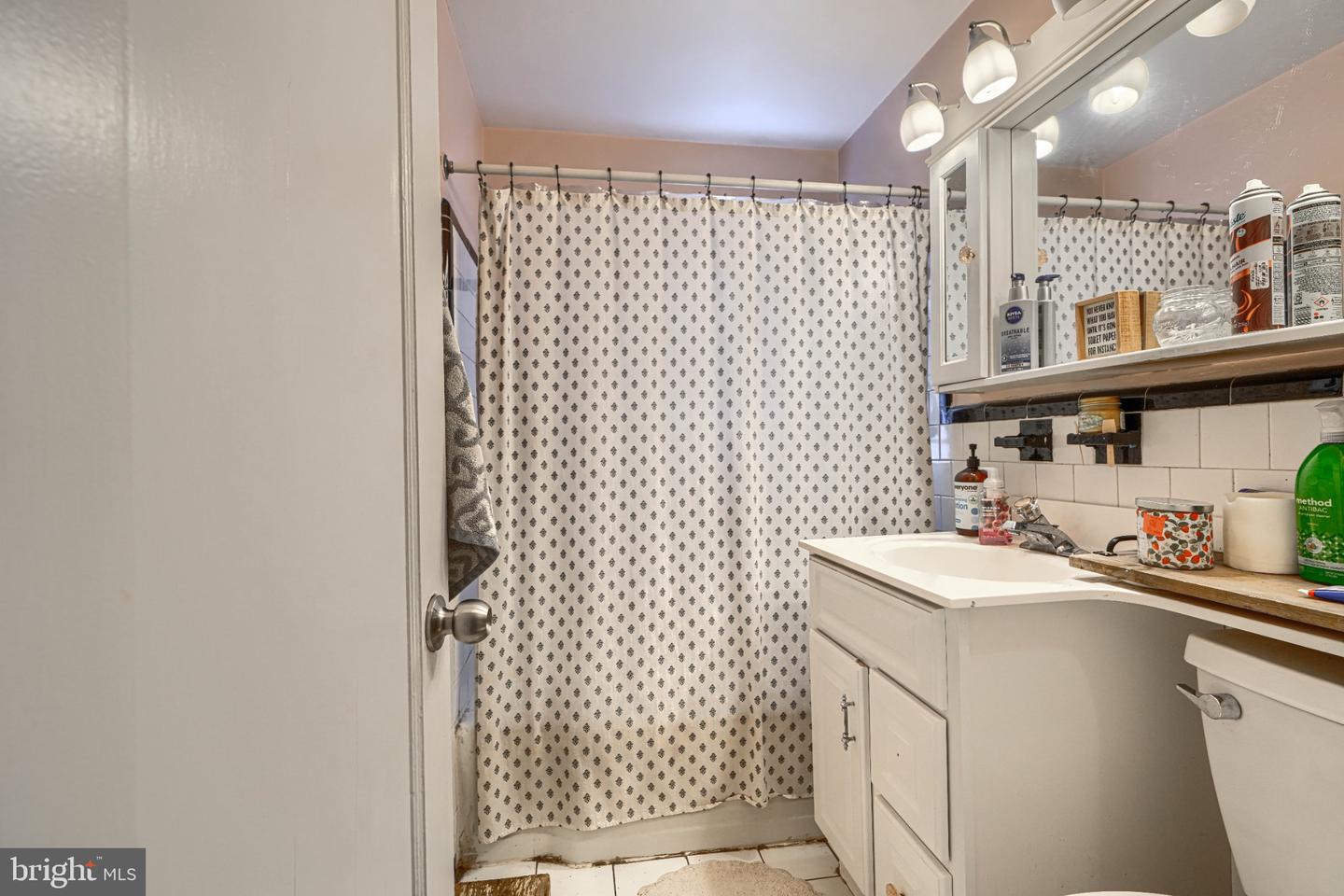 1835 Loch Shiel Rd Property Photo 27