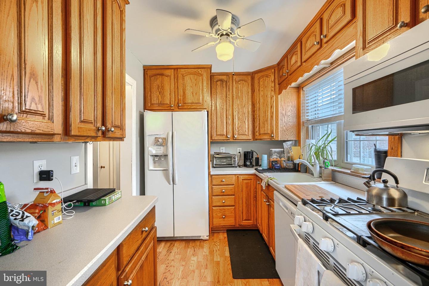 1835 Loch Shiel Rd Property Photo 38