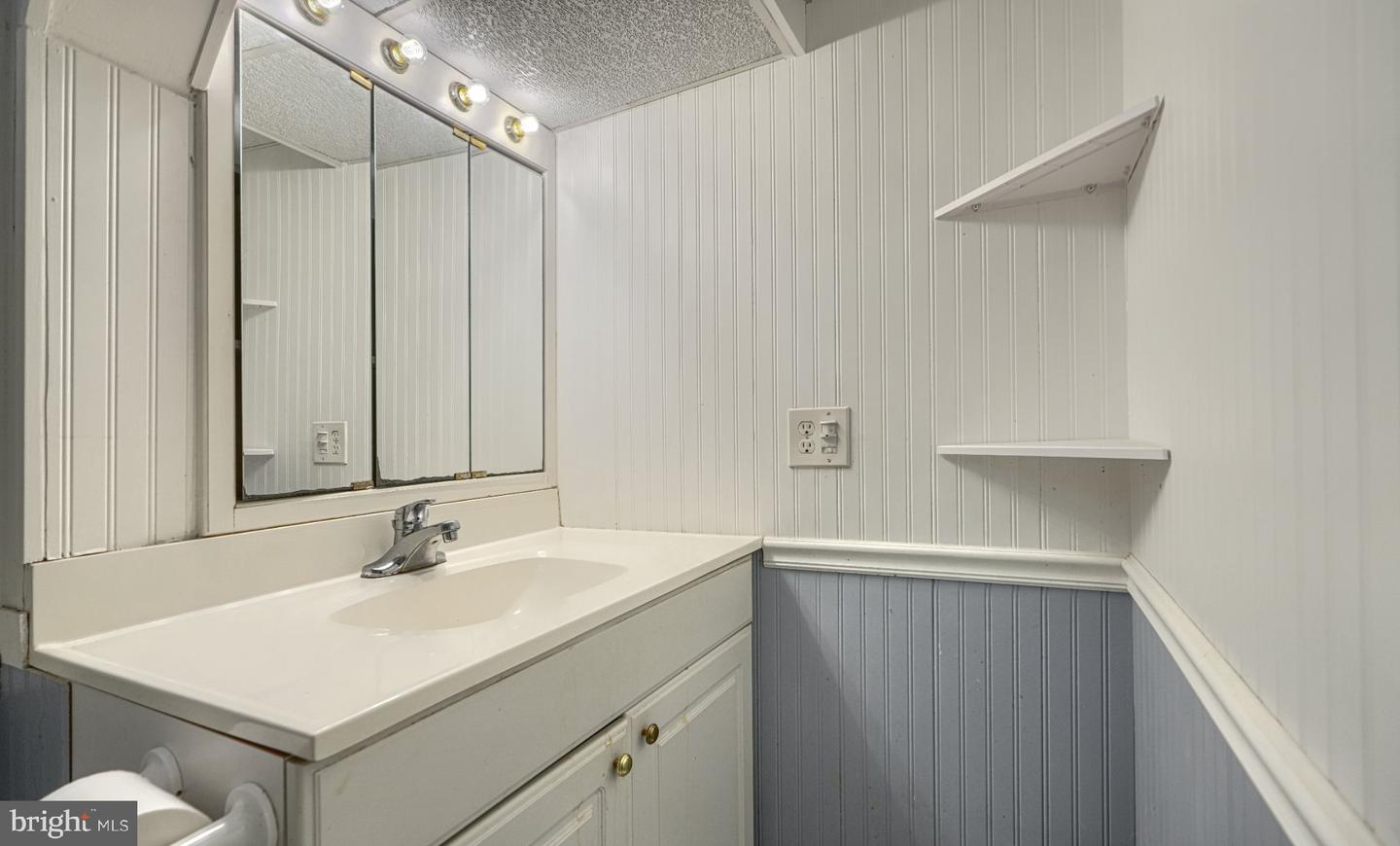 1835 Loch Shiel Rd Property Photo 64