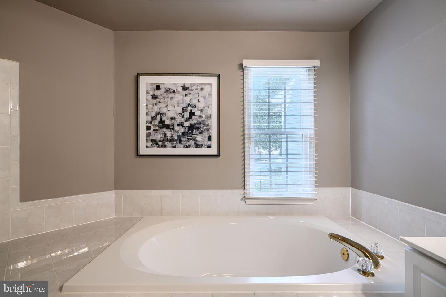 7 Stone Gate Ct Property Photo 20