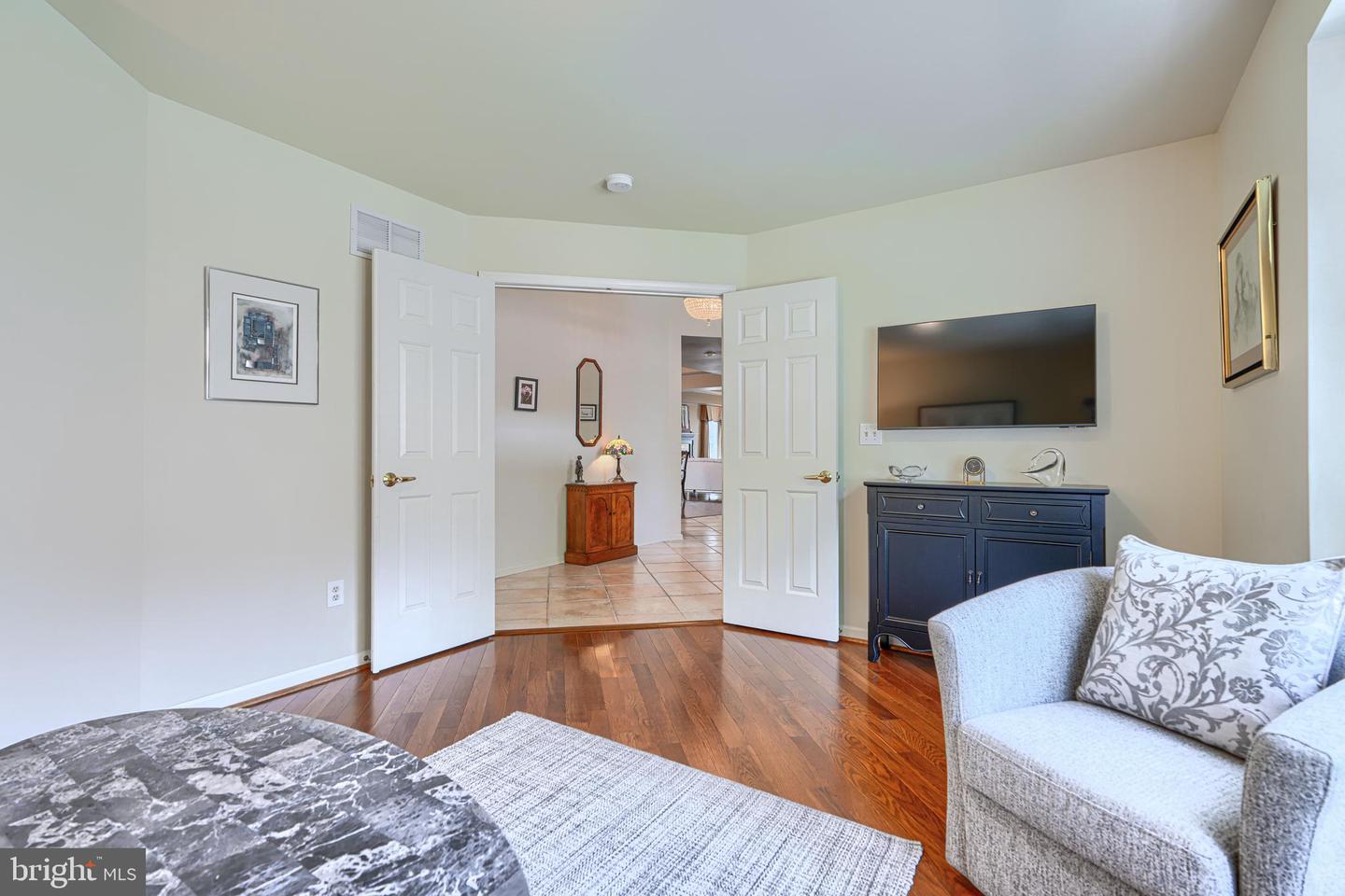 7 Stone Gate Ct Property Photo 24