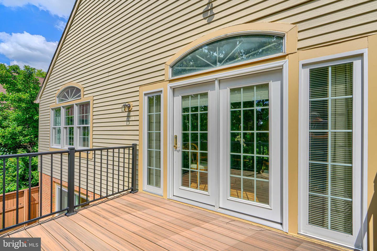 7 Stone Gate Ct Property Photo 28