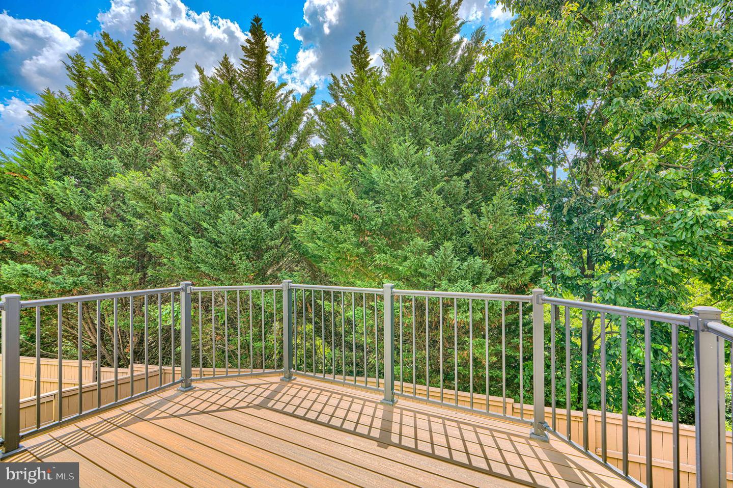 7 Stone Gate Ct Property Photo 29