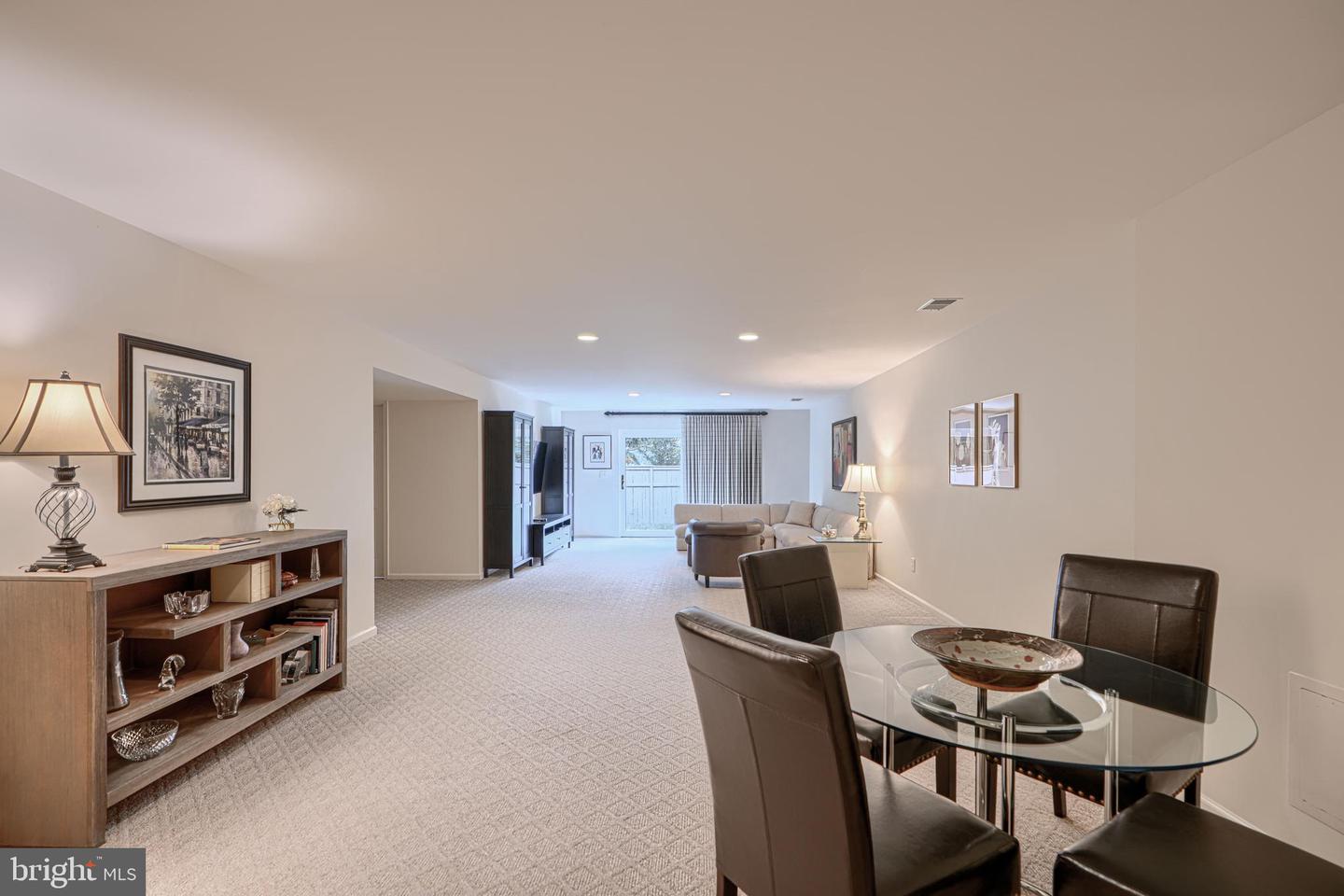 7 Stone Gate Ct Property Photo 30