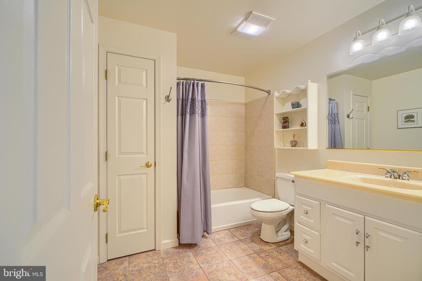 7 Stone Gate Ct Property Photo 36