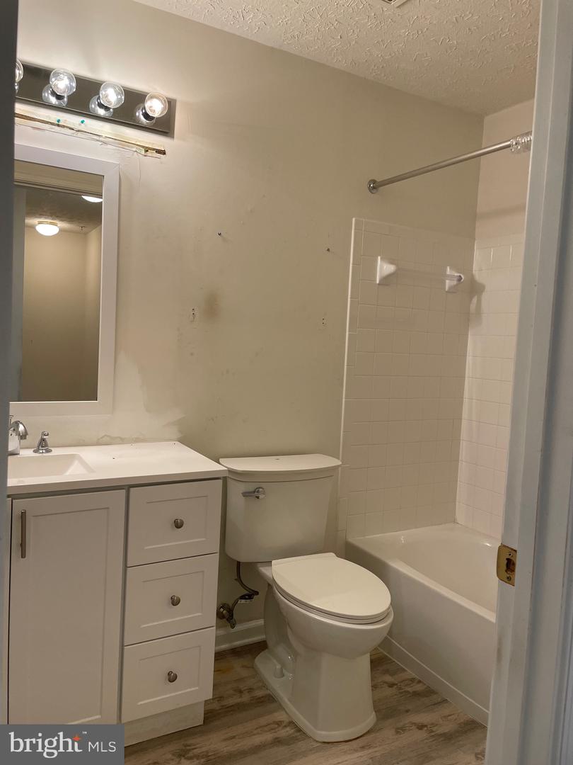 5331 Abbeywood Ct Property Photo 14