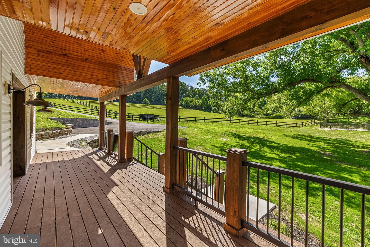 21108 Slab Bridge Rd Property Photo 5