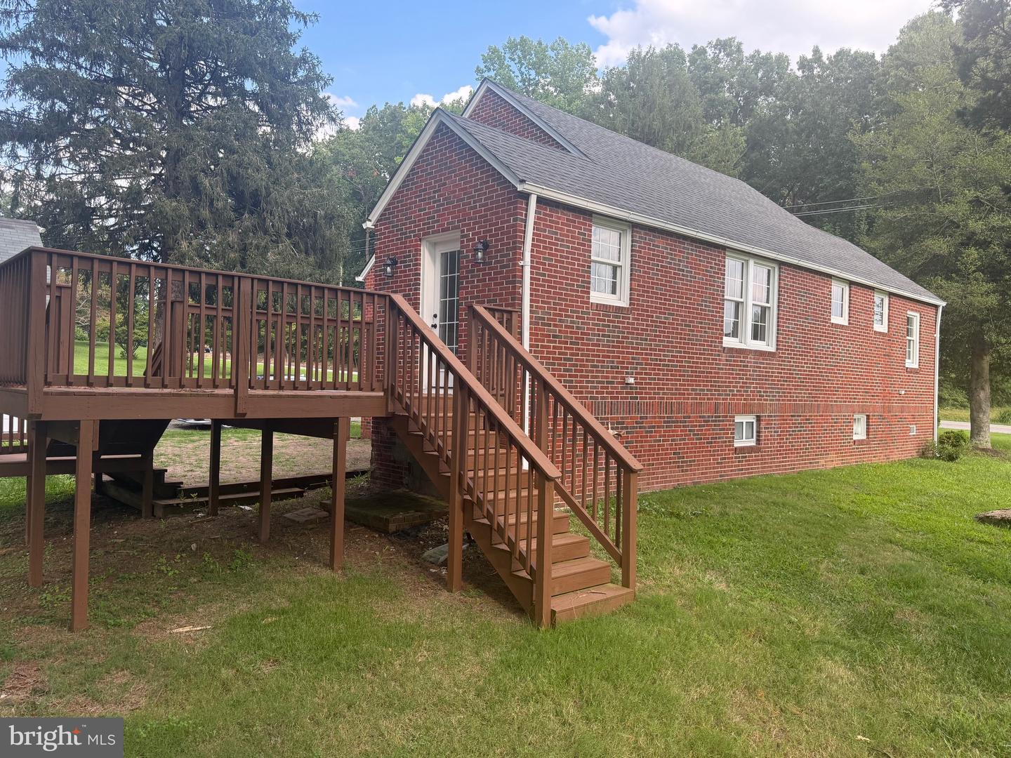 10516 BIRD RIVER RD Property Photo 1