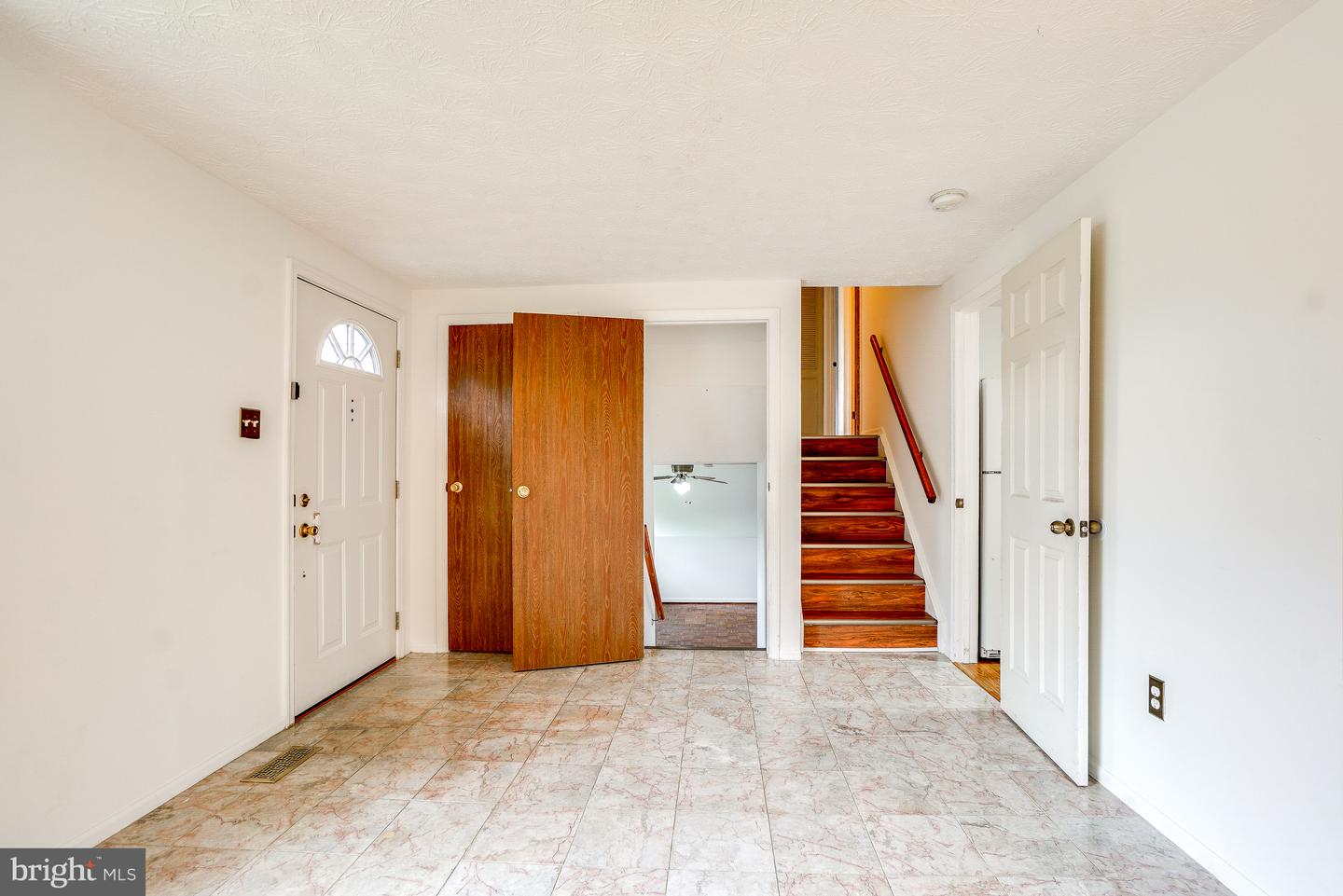 16 Chatterly Ct Property Photo 5
