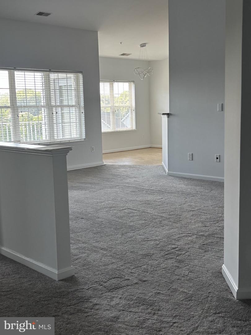594 Hopkins Landing Dr Property Photo 15