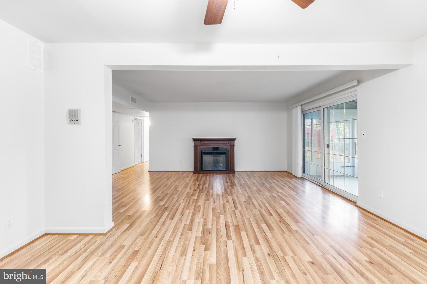 428 Montemar Ave #c Property Photo 7