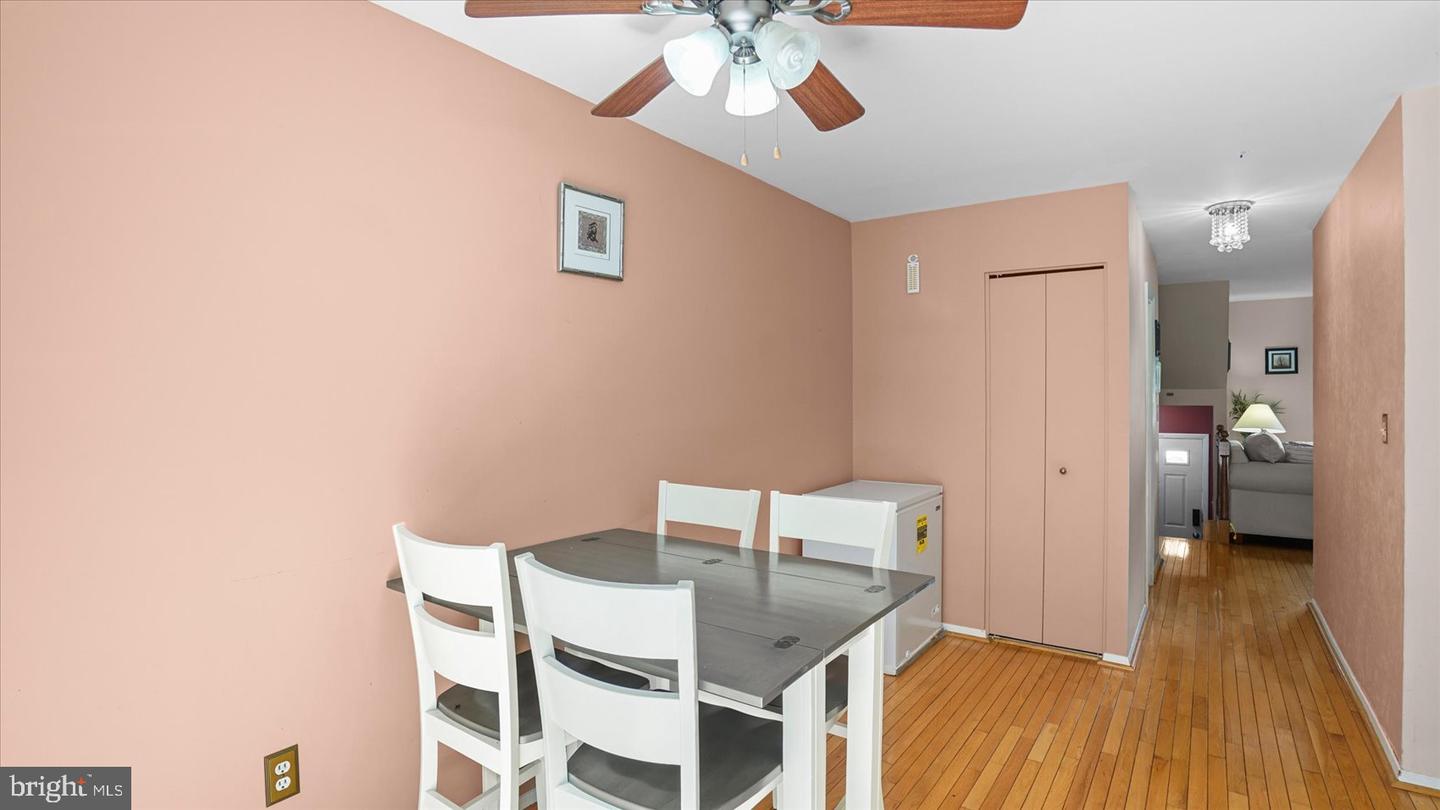 6 Drawbridge Ct Property Photo 8
