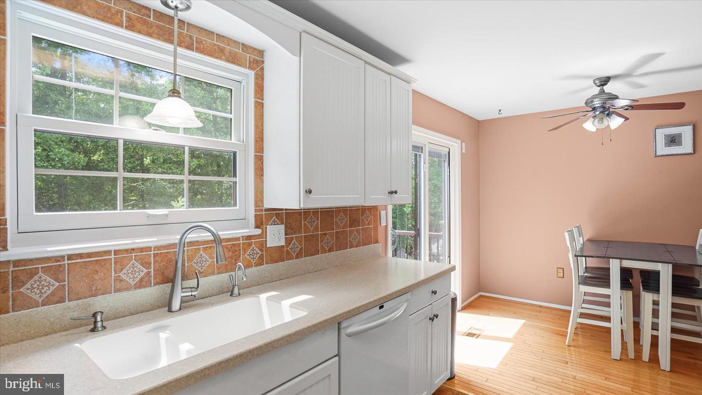 6 Drawbridge Ct Property Photo 13