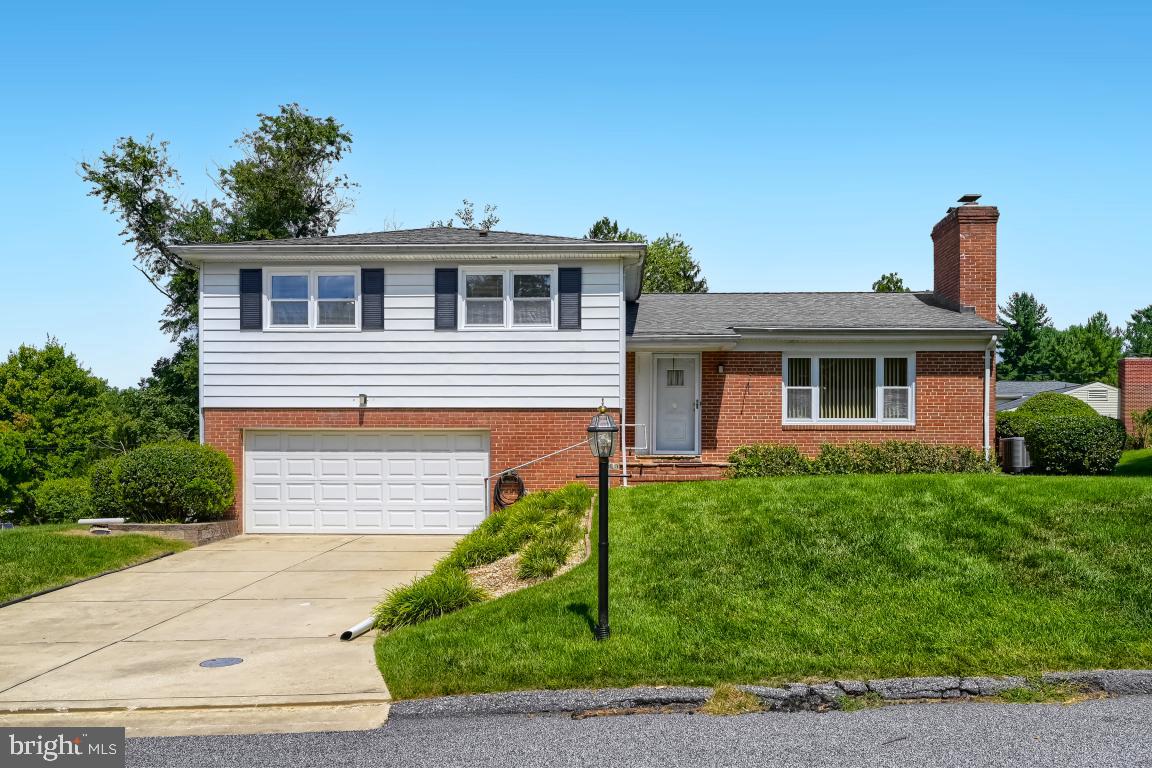 7803 Ruxway Rd Property Photo 1